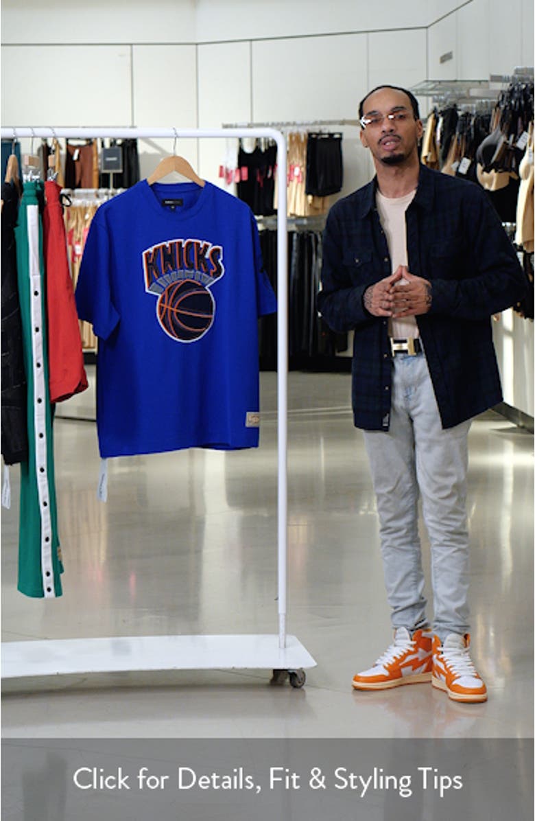 New York Knicks Appliqué Mesh Graphic T-Shirt, sales video thumbnail