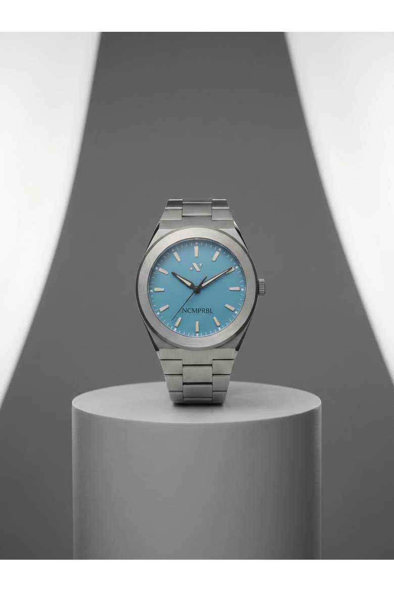 Elevate Link Denim Blue Swiss Bracelet Watch, 42MM, Main, color, Hushed Silver/Blue Azurite