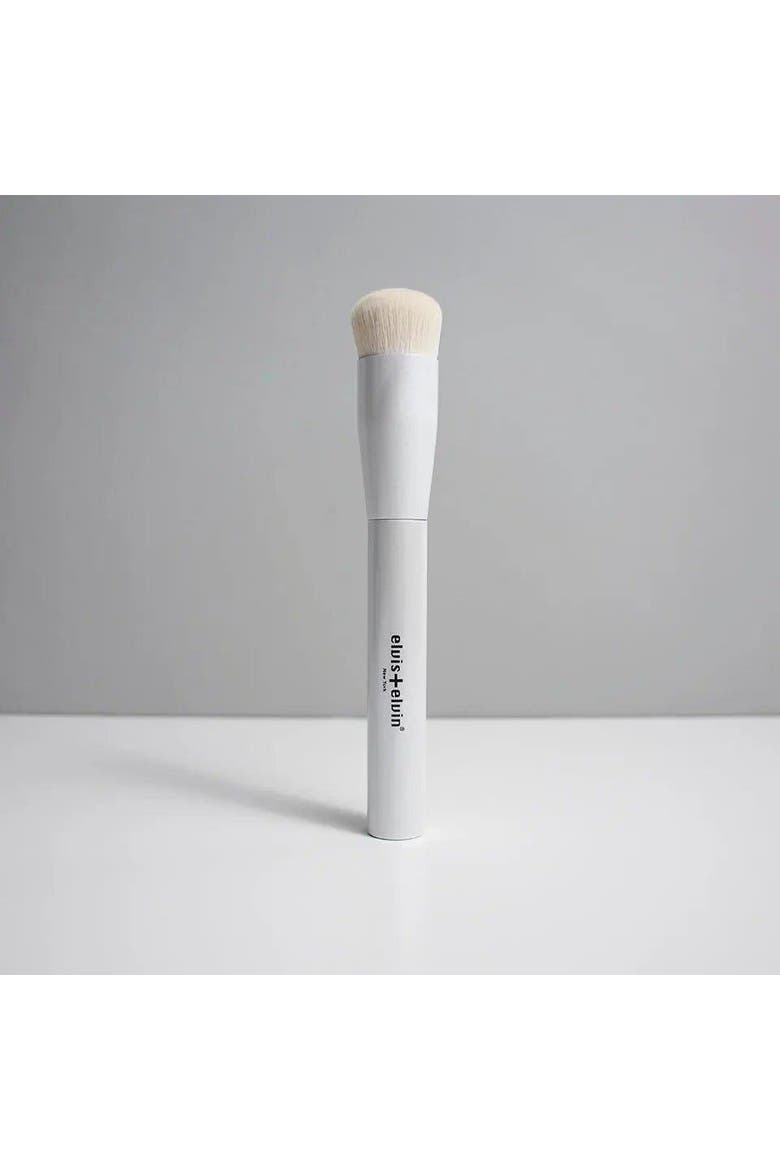 Magnetic Blush Brush, Alternate, color, NA