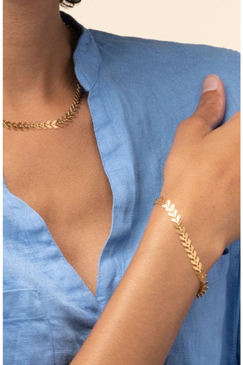 Elara Chevron Link Bracelet Dainty Trendy Statement, Alternate, color, Gold