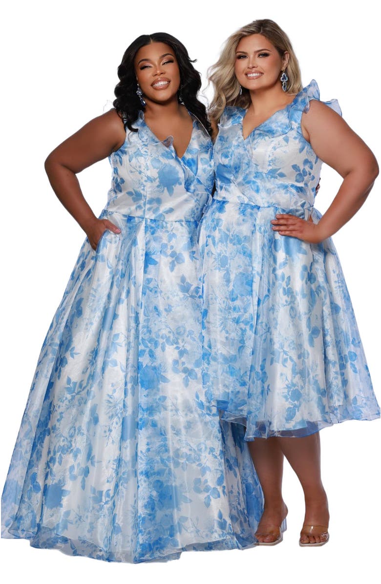 Sydney's Closet Bra-Friendly A-line Plus Size Floral Gown, Main, color, Blue Floral
