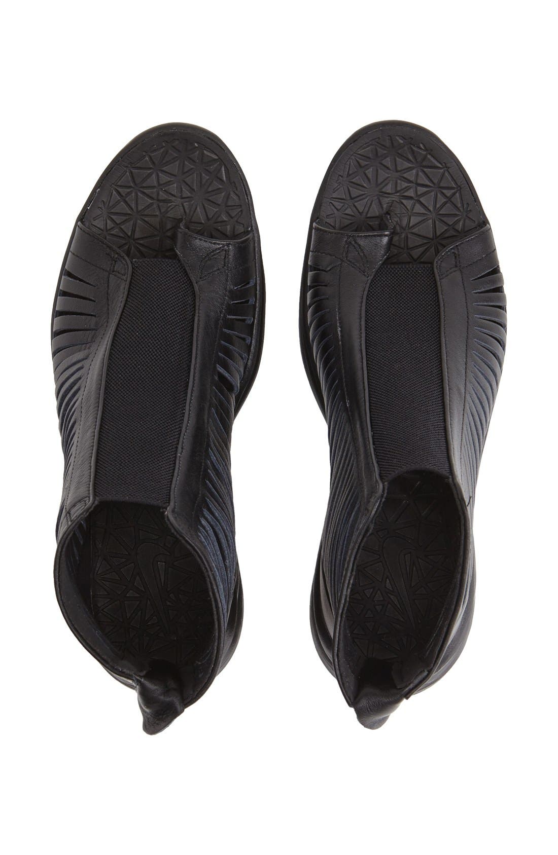 Nike 'Lunarsandiator Sky Hi' Sandal, Alternate, color, 