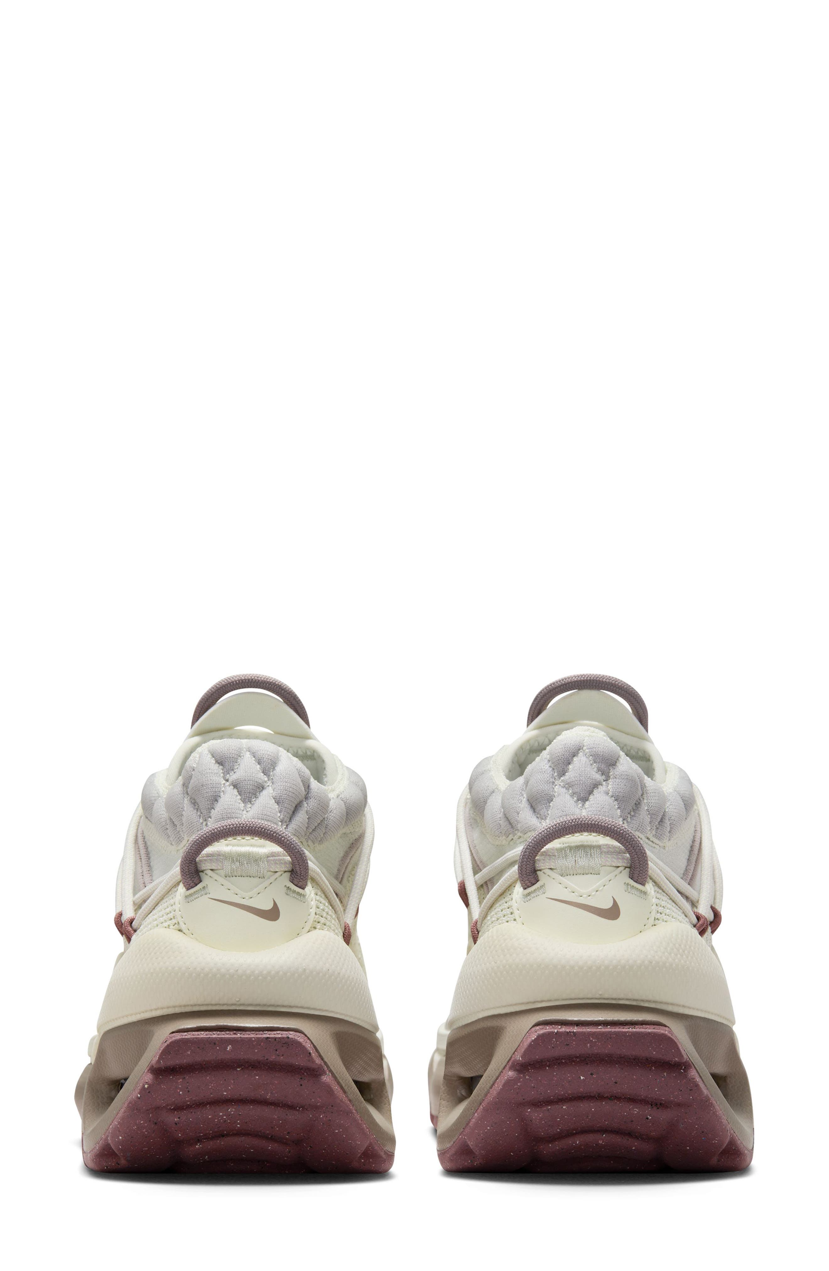 Air Max Flyknit Venture Sneaker (Women) | Nordstrom