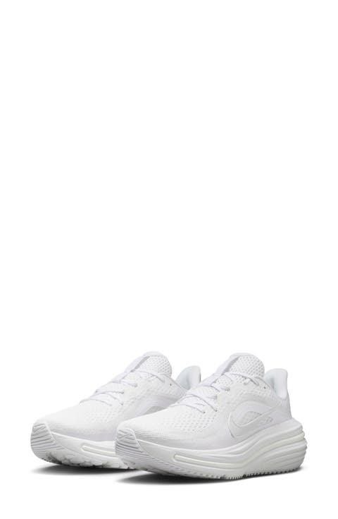Air Winflo 12 Running Shoe