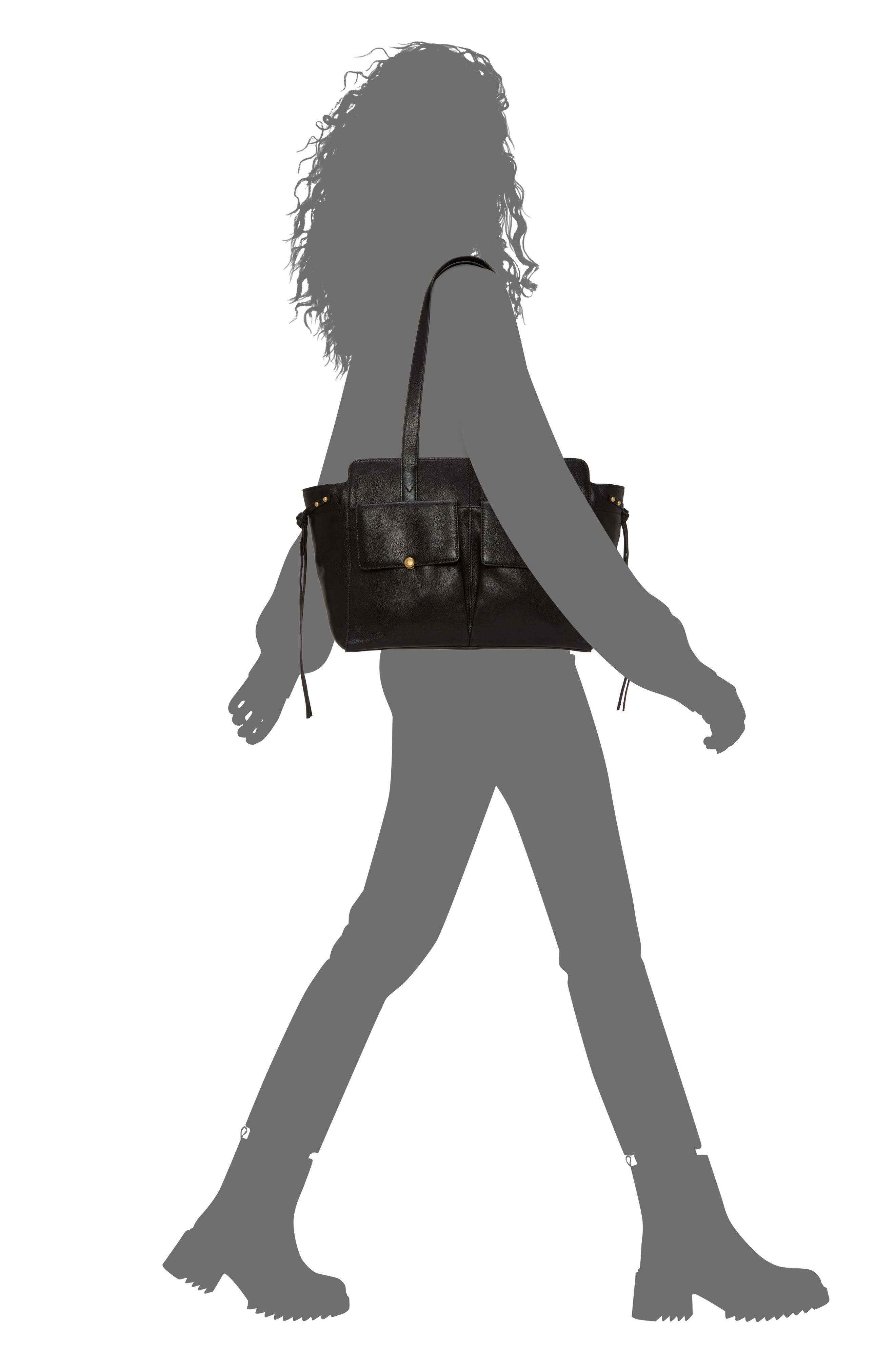 Vince Camuto Carly Leather Tote, Alternate, color, Black