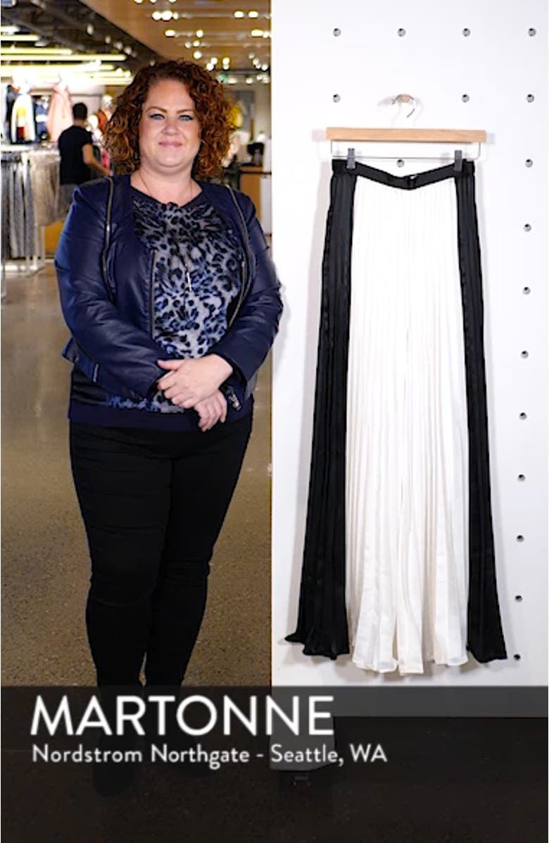 Bicolor Pleated Pants, sales video thumbnail