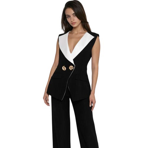 Akalia Hirea Vest Coat In Black