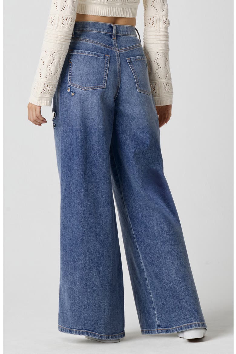 Total Softie Heart Wide Leg Jeans, Alternate, color, MED WASH