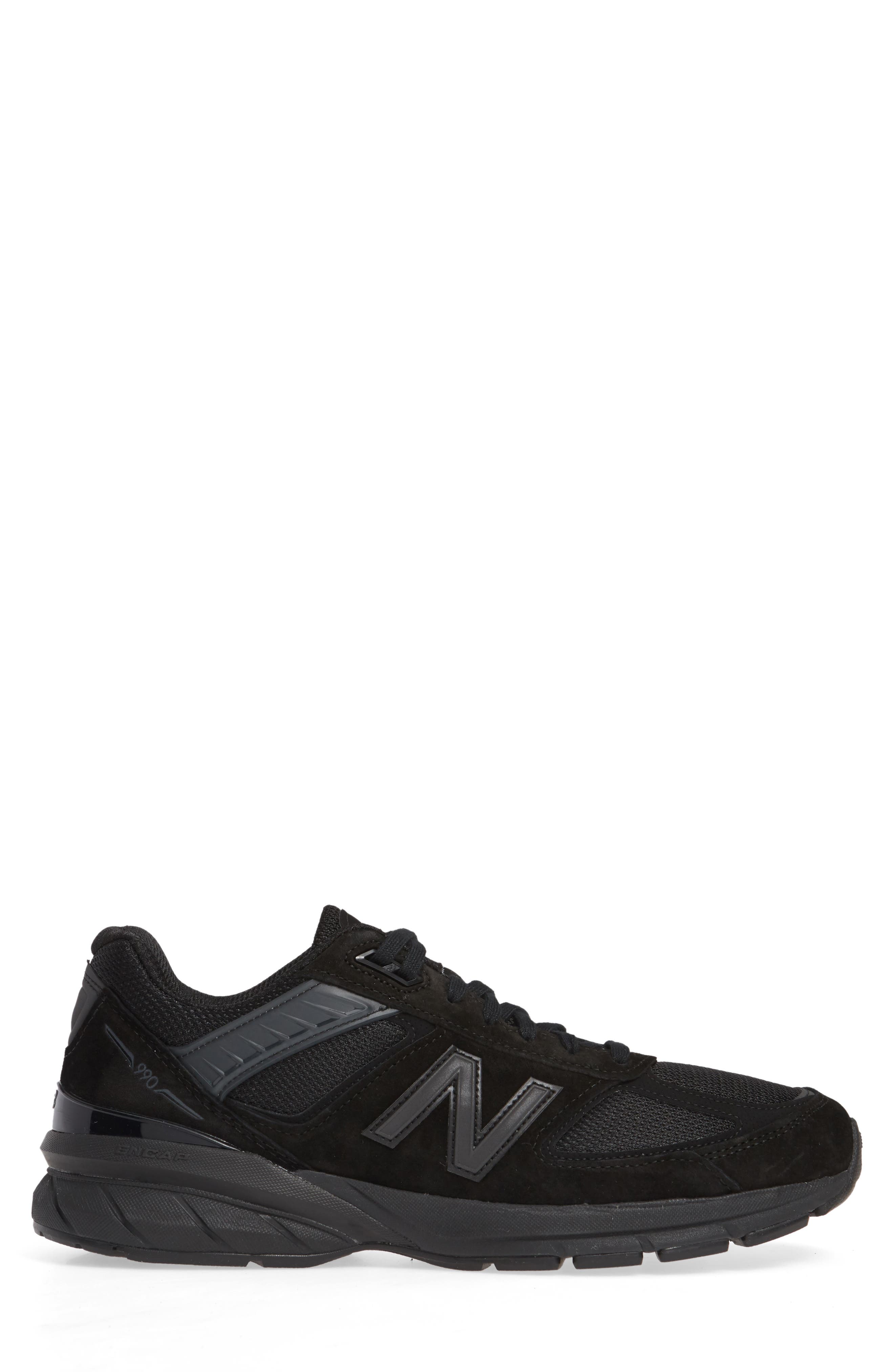 Made in USA 990 v5 Running Shoe, Alternate, color, BLACK
