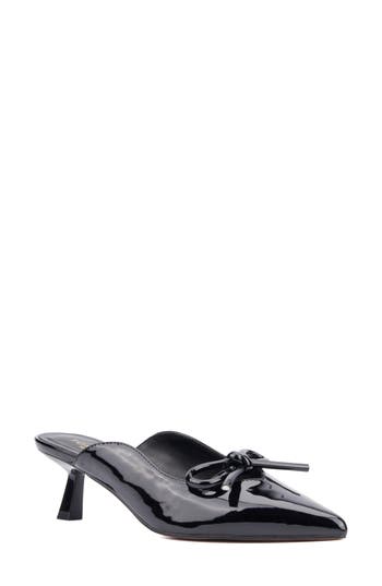 Torgeis Tamyra Pointed Toe Pump In Black