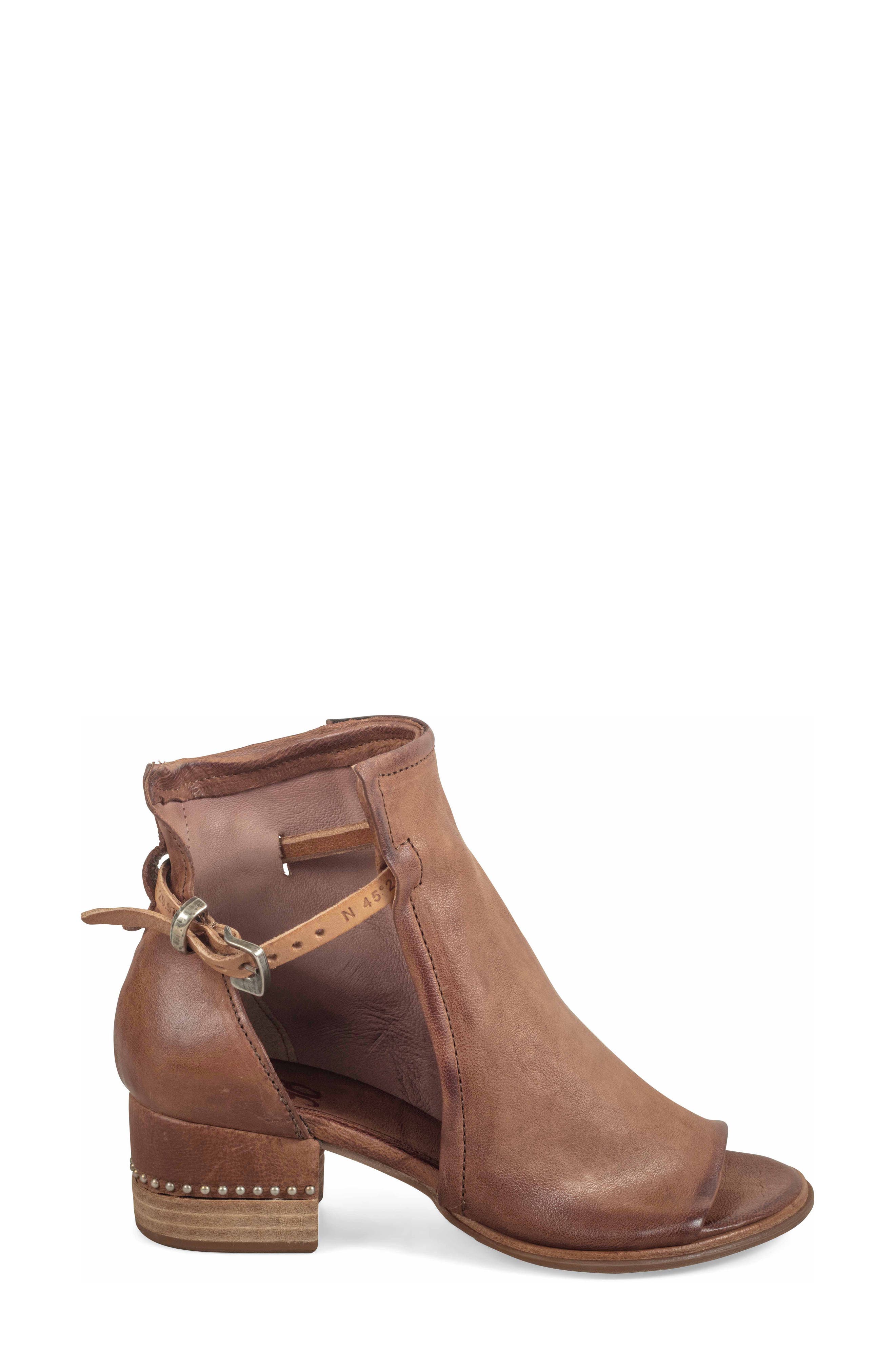 Morgan Sandal, Alternate, color, WHISKEY