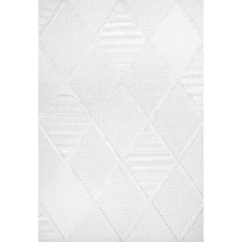 Salines Diamond Trellis Indoor/Outdoor Area Rug