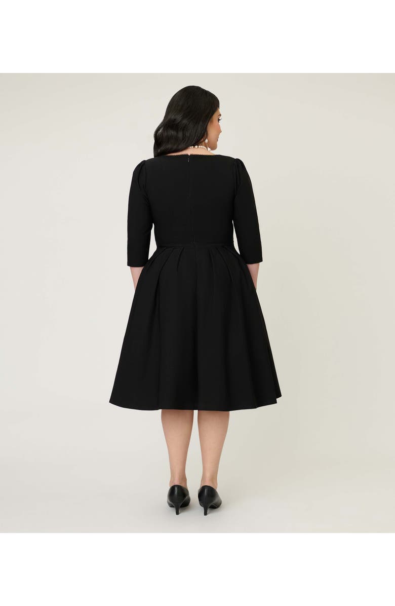 Unique Vintage Plus Size Sweetheart Swing Dress, Alternate, color, Black Pleated