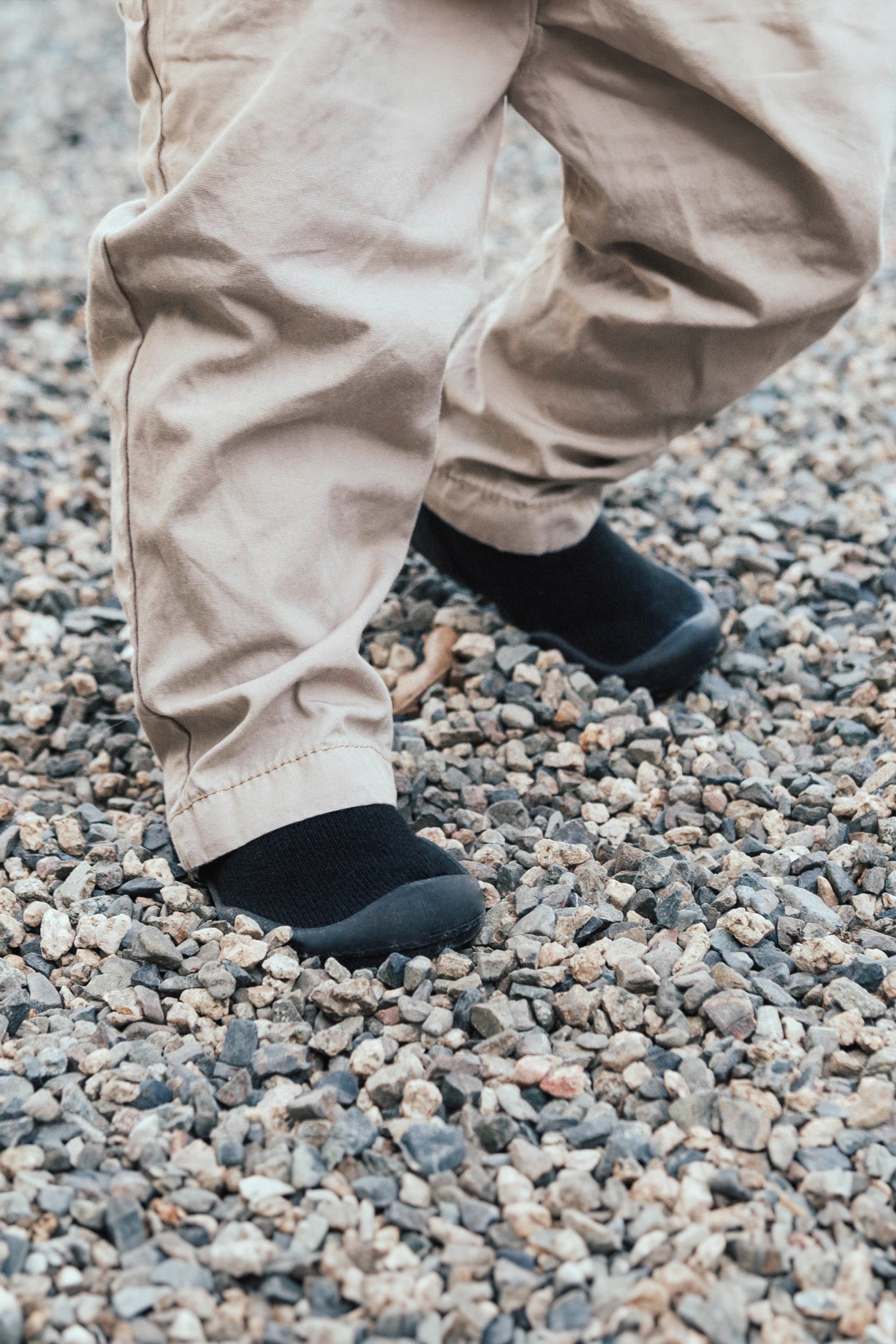 Komuello Toddler Sock Shoes Simple - Black, Alternate, color, Black