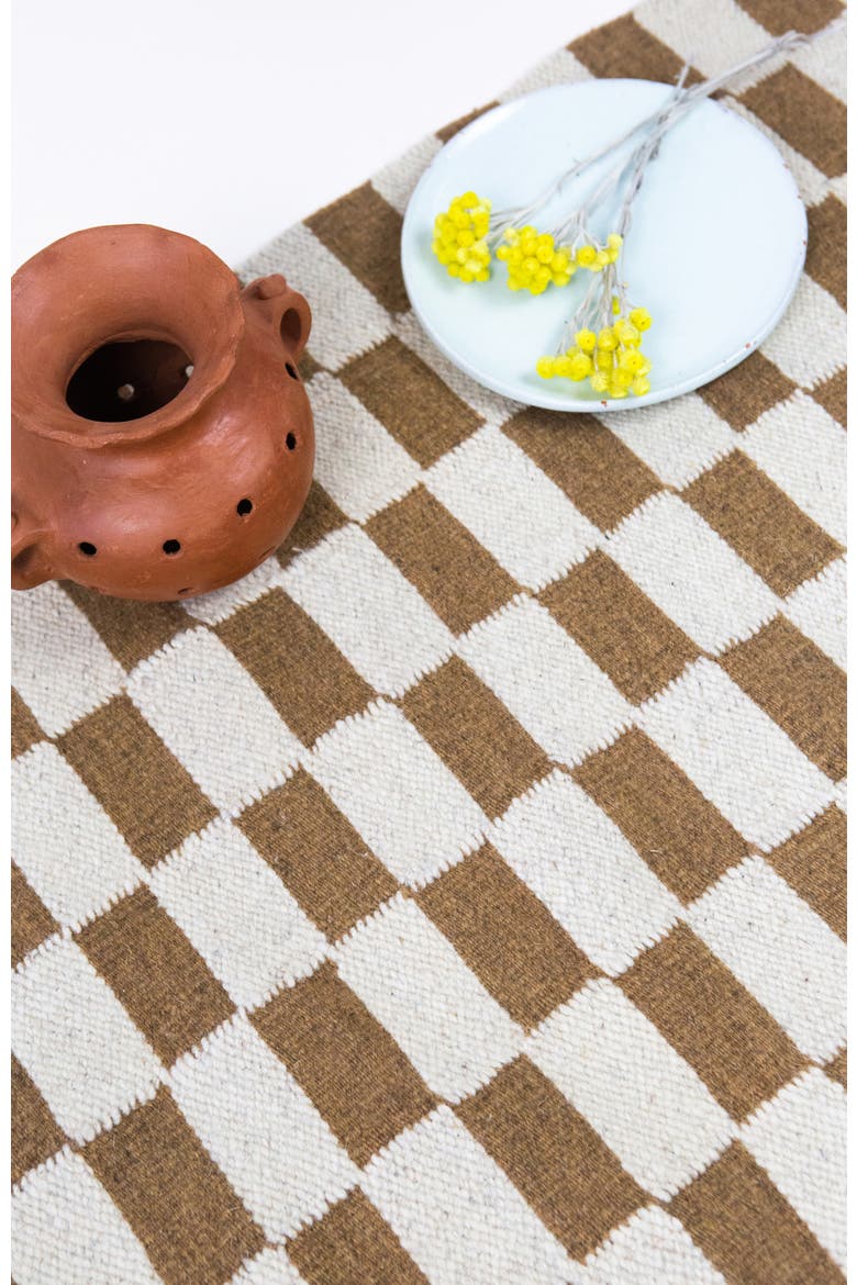 Zapotec Checkered Handwoven Flatweave Wool Rug, Alternate, color, Brown and Ivory
