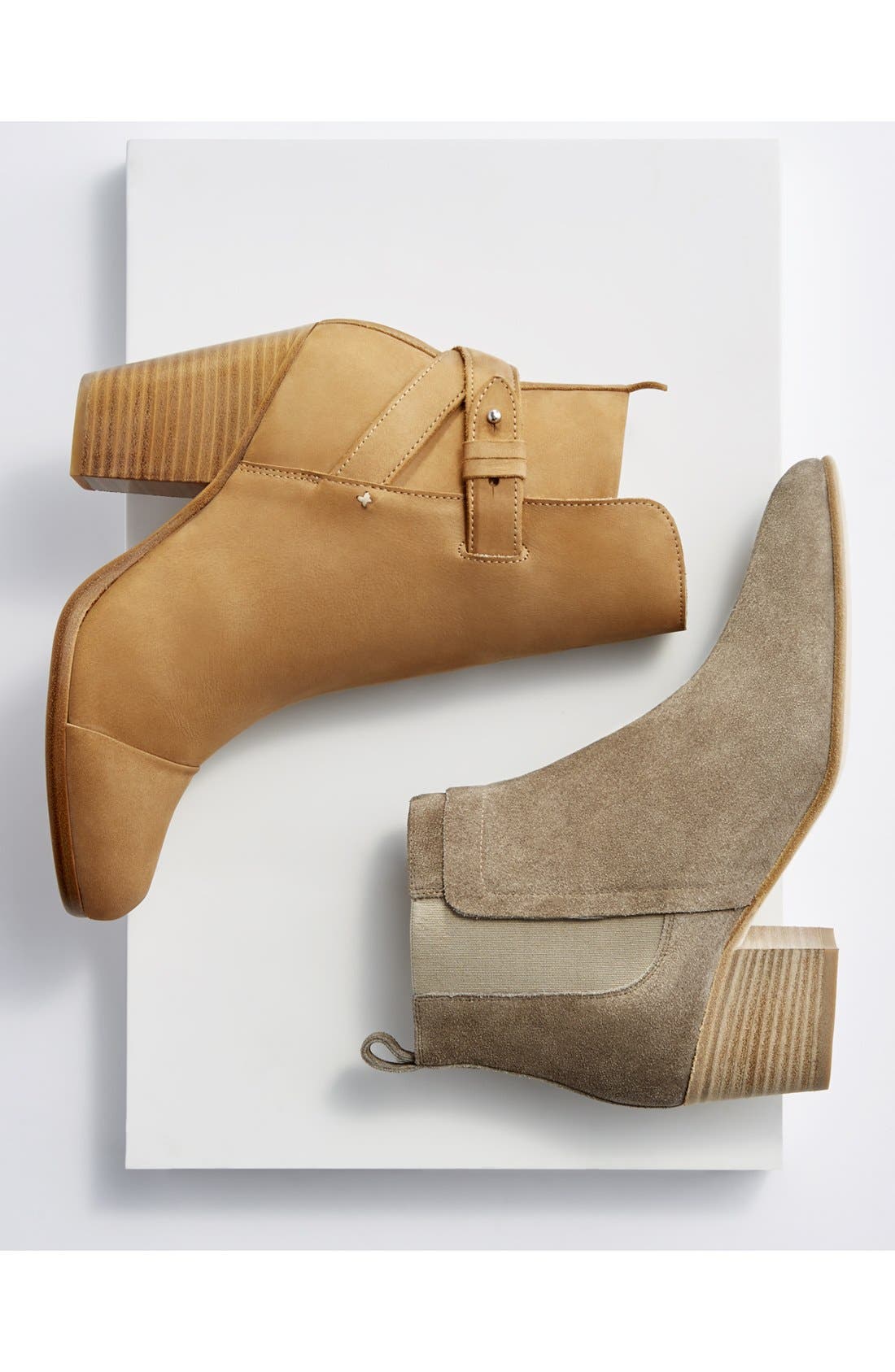 'Hallie' Round Toe Bootie, Alternate, color, BLACK LEATHERDNU