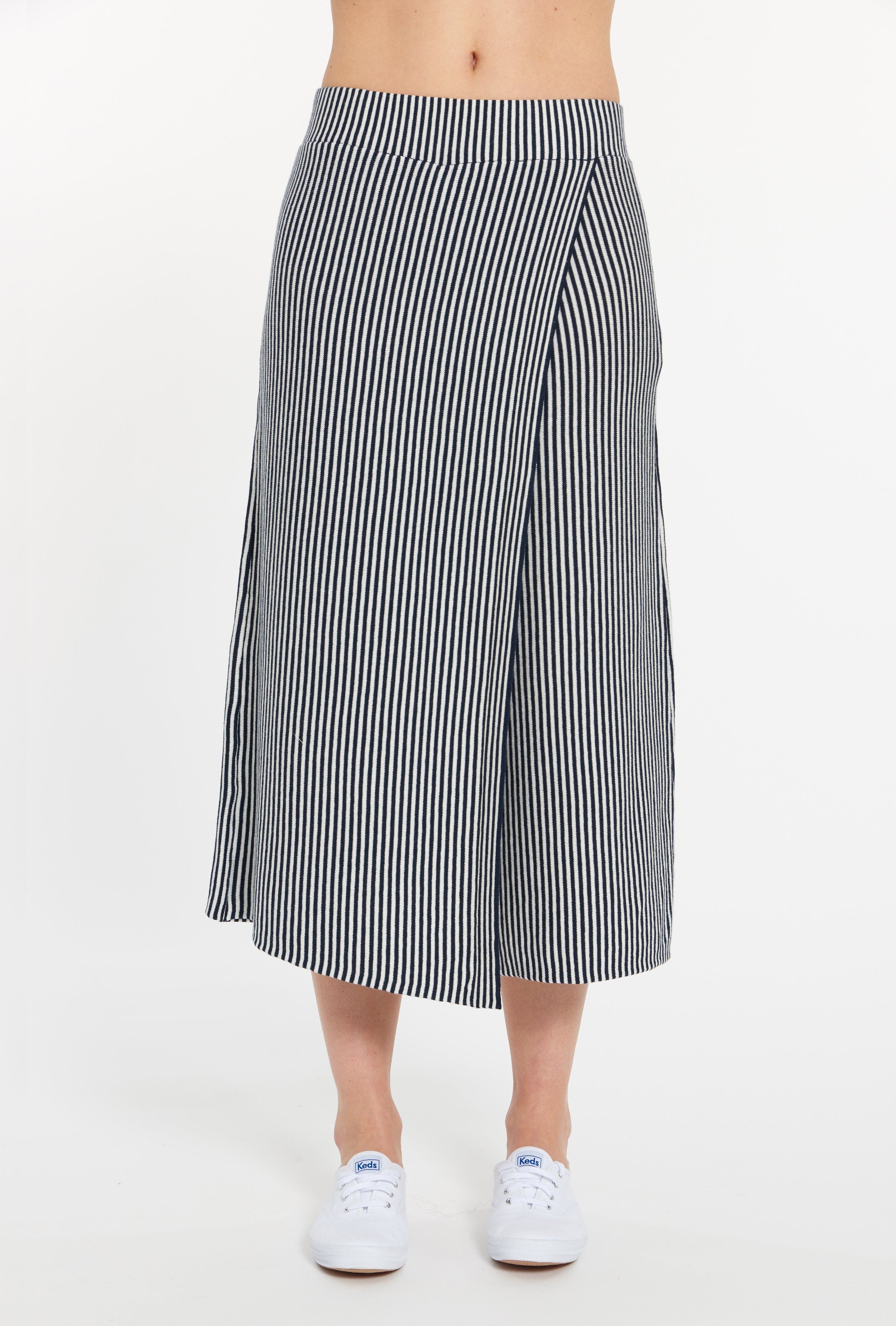 Navy / Marsh Stripe