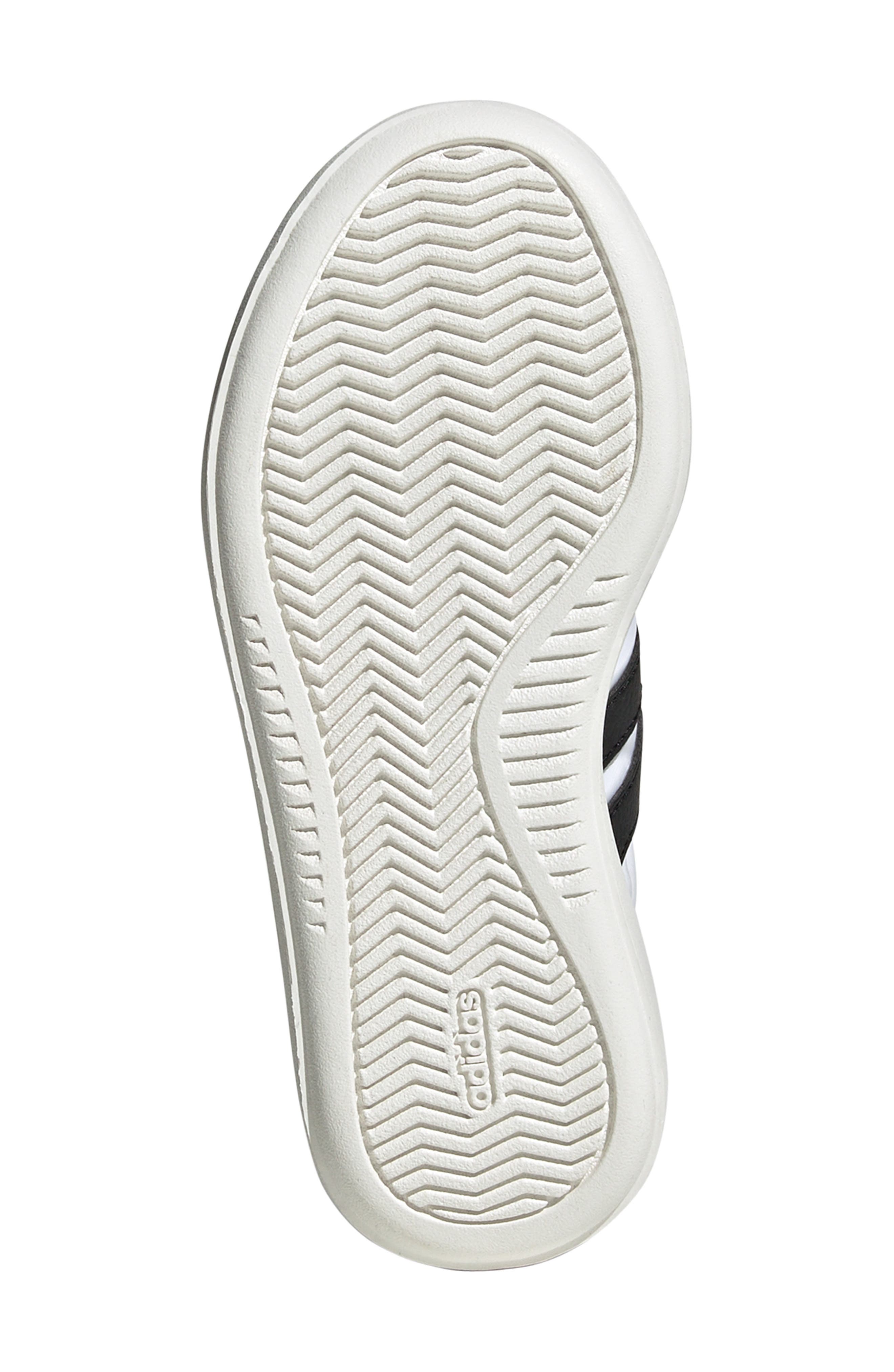 adidas Kids' Barreda Decode Sneaker, Alternate, color, White/ Black/ Grey