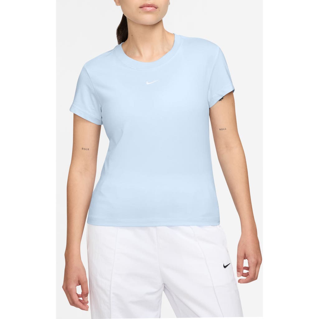 Nike Sportswear Club Chill Knit Mod Crop T-shirt