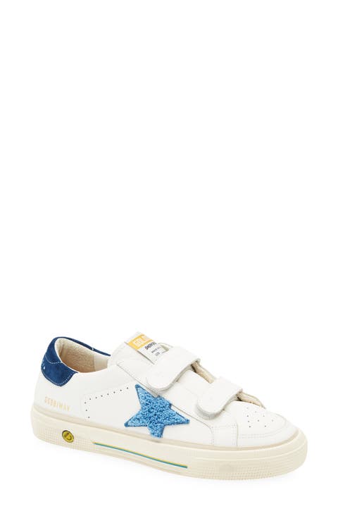 May School Low Top Sneaker (Big Kid)