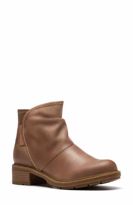 Clarks® Hearth Sofia Ankle Boot