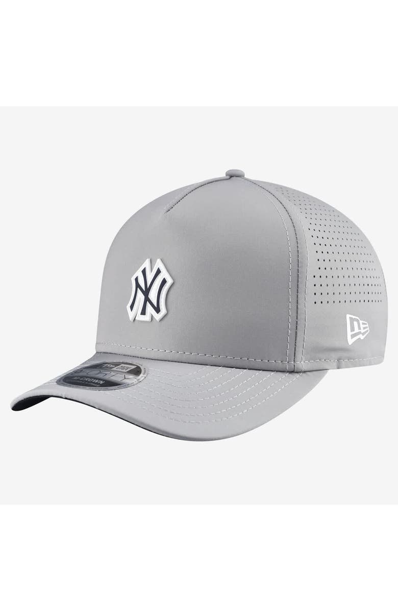 New Era Men's New Era Gray New York Yankees Micro Logo 9FORTY M-Crown A-Frame Adjustable Hat, Main, color, Gray