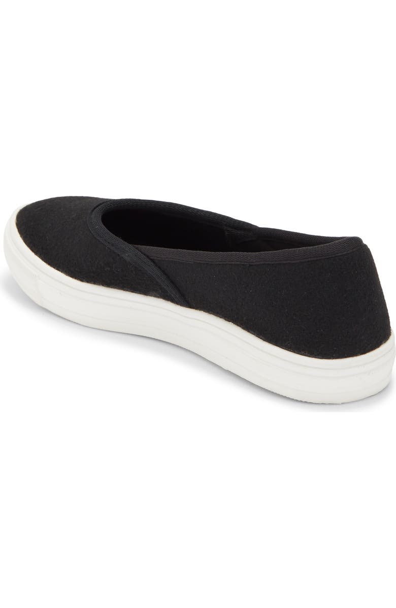 FUCHSIA <p>Crossover Sneaker Flat (Women)</p>, Alternate, color, Black