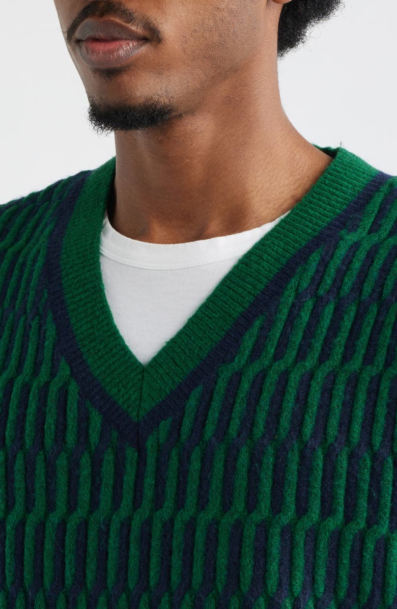 Topman Geo Pattern V-Neck Vest, Alternate, color, Medium Green