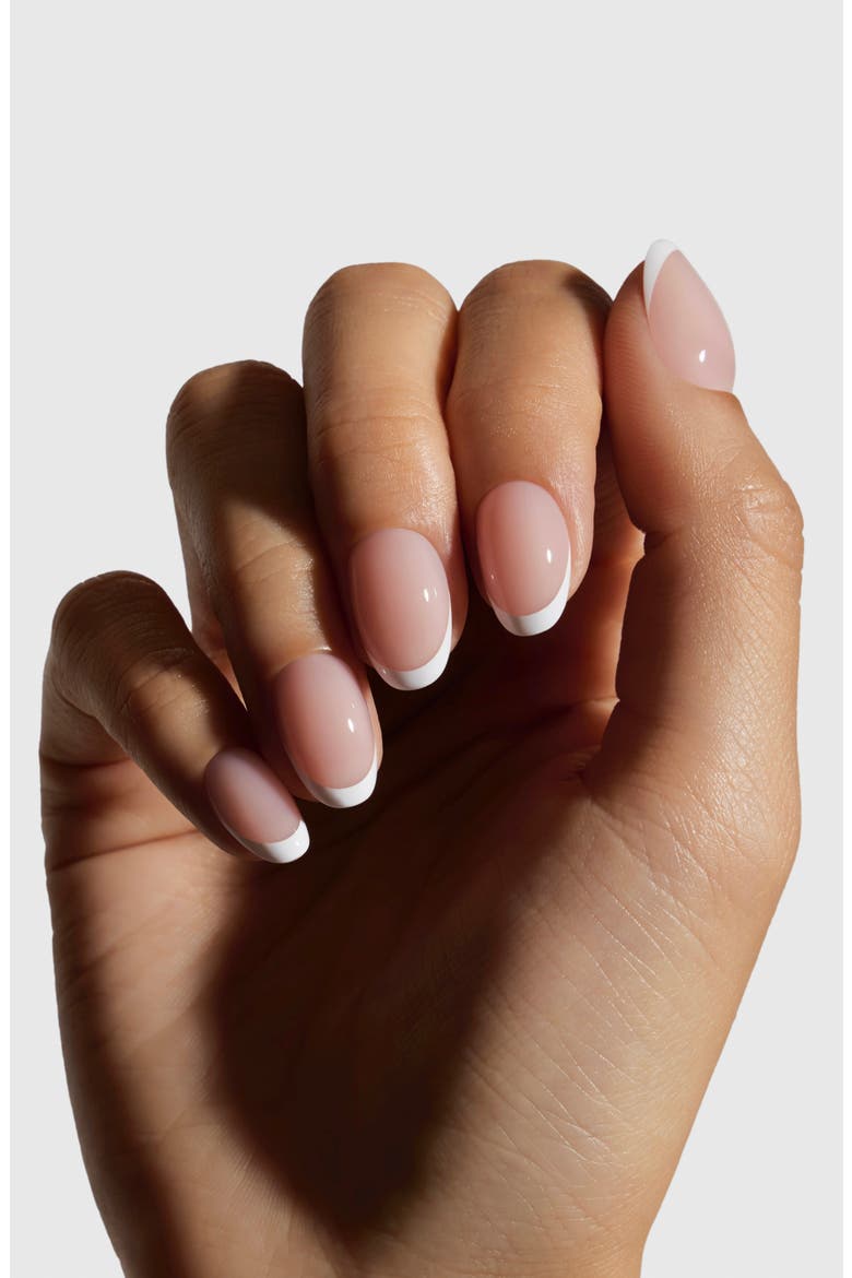 Salon U-ltimate Extra Short Round Press-On Nails, Alternate, color, NUDE CLASSIC FRENCH