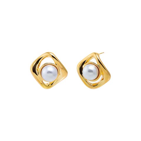 Solid Pearl Centered Stud Earring