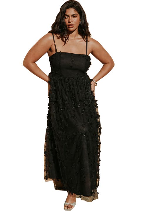 Floral Applique Dress (Plus)