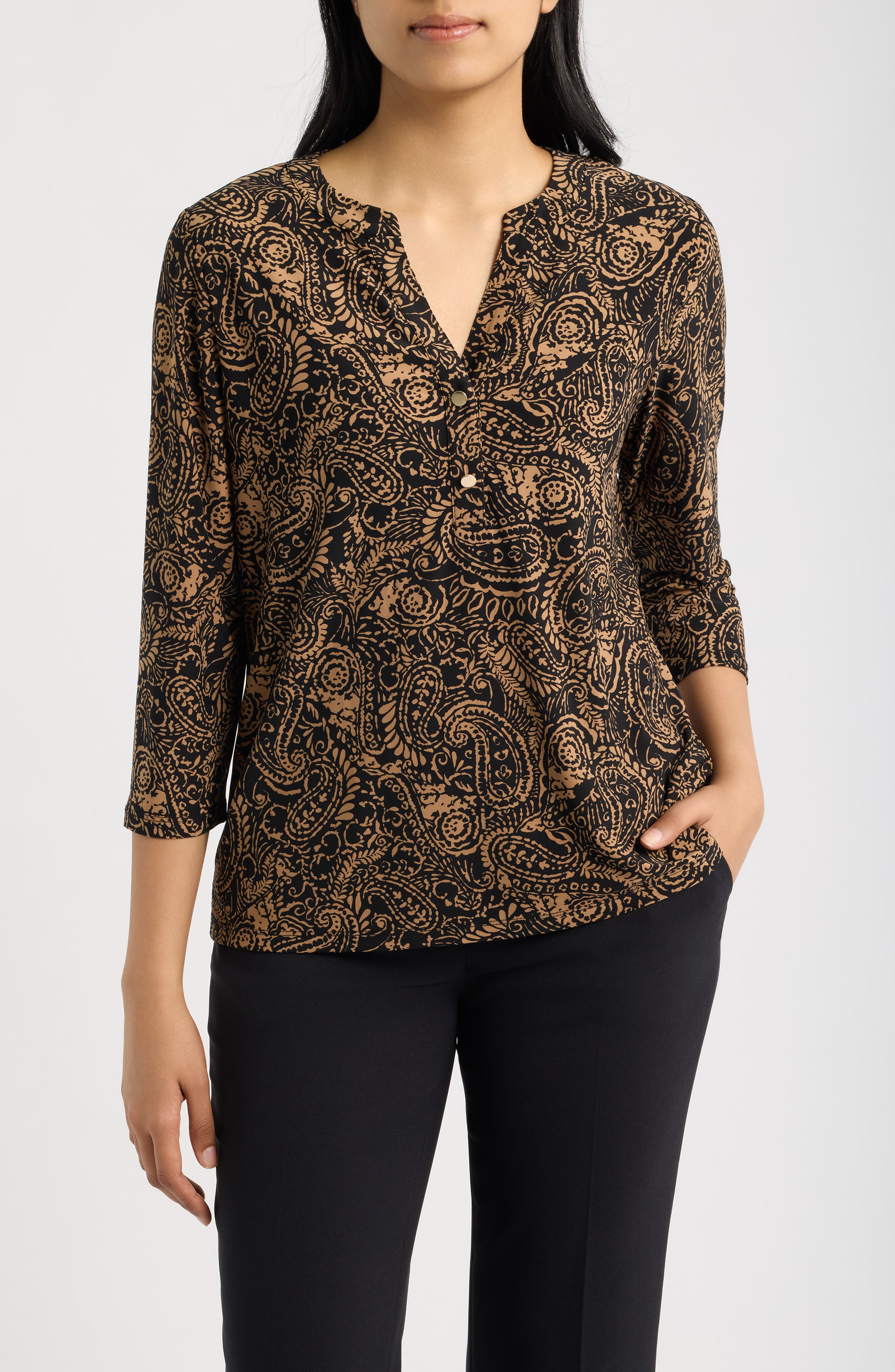 selected ANNE BLACK / VICUNA
