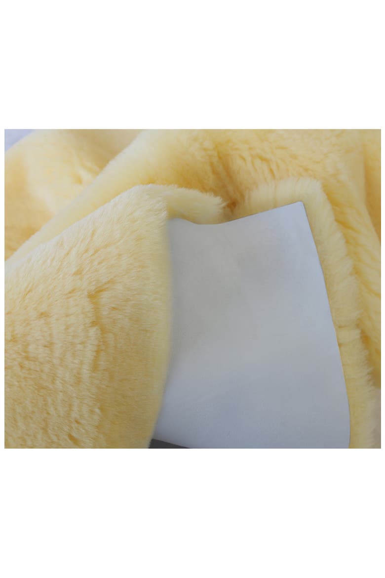 Medical Genuine Sheepskin Shearling Chair Pad 18" x 18" - Grey, Alternate, color, CORNSILK