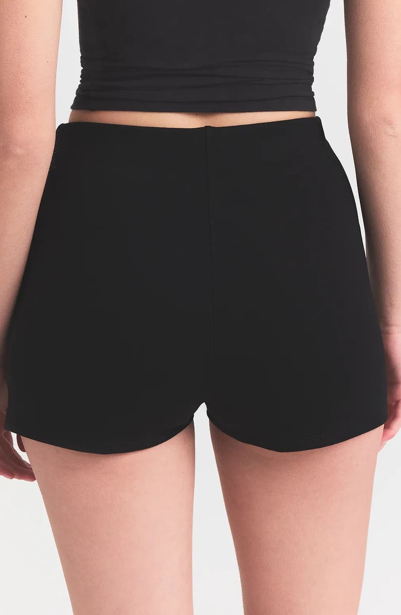 SKIMS Stretch Miniskort, Alternate, color, Obsidian