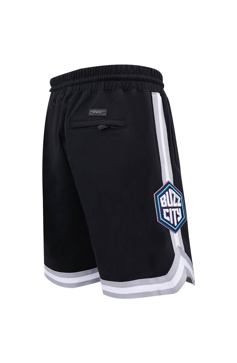 PRO STANDARD Men's Pro Standard Black Charlotte Hornets Chenille Team Shorts, Alternate, color, 