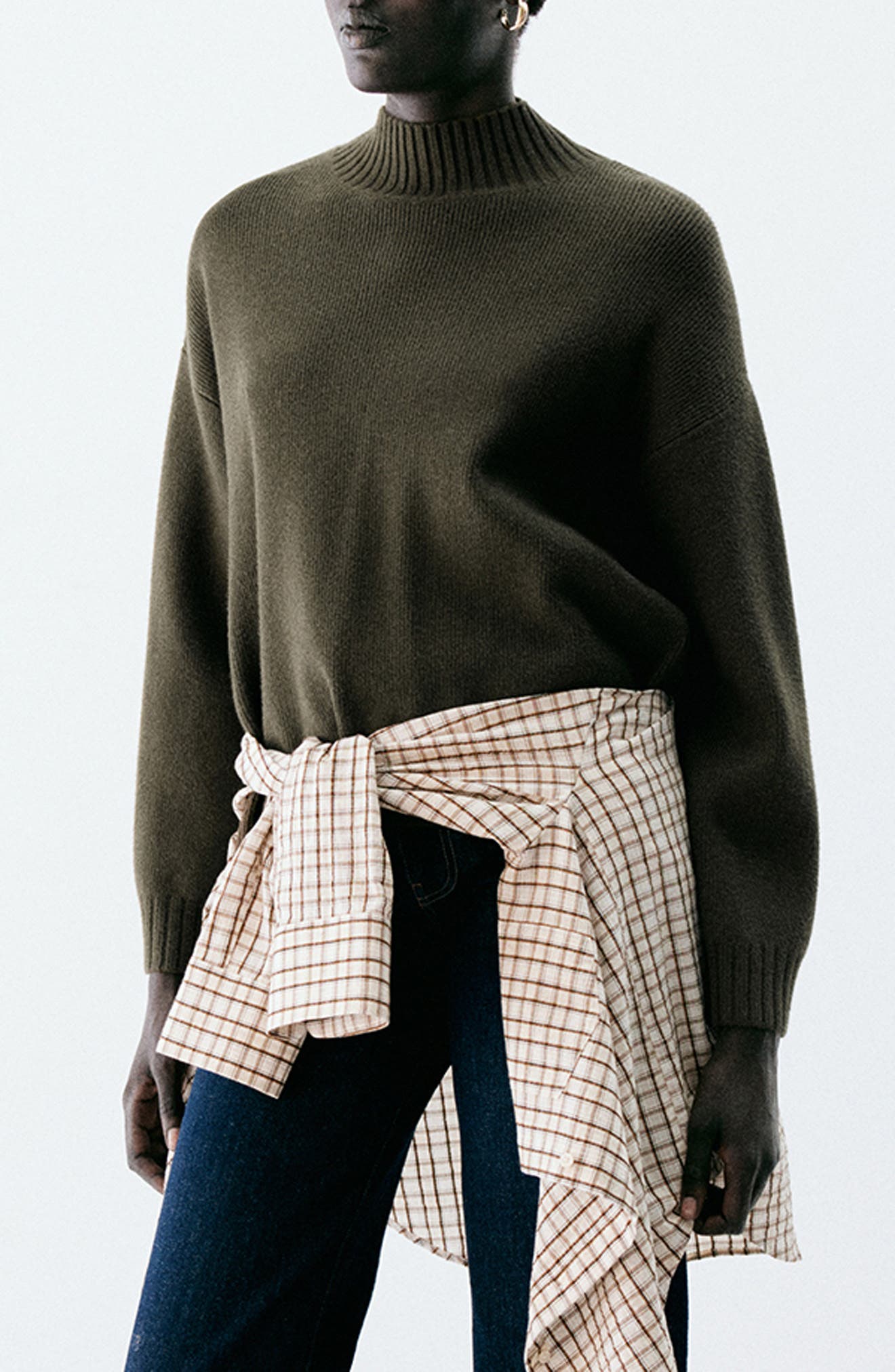 selected KHAKI GREEN