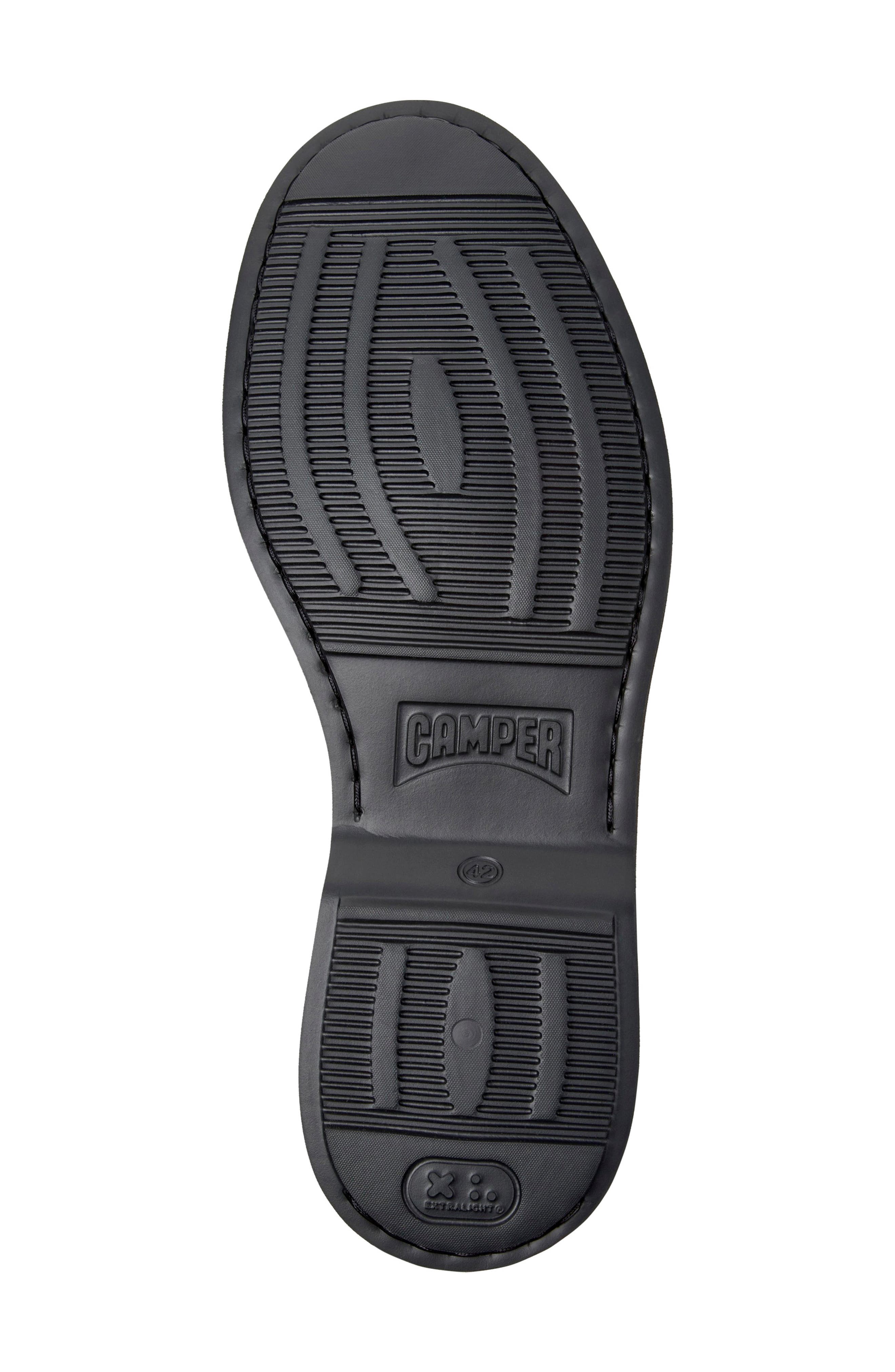 Norman Chukka, Alternate, color, DARK GRAY