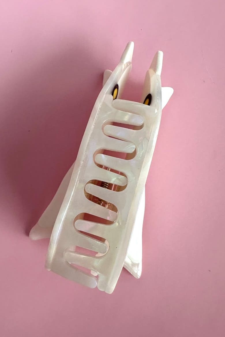 Ghost Cat Hair Claw, Alternate, color, White