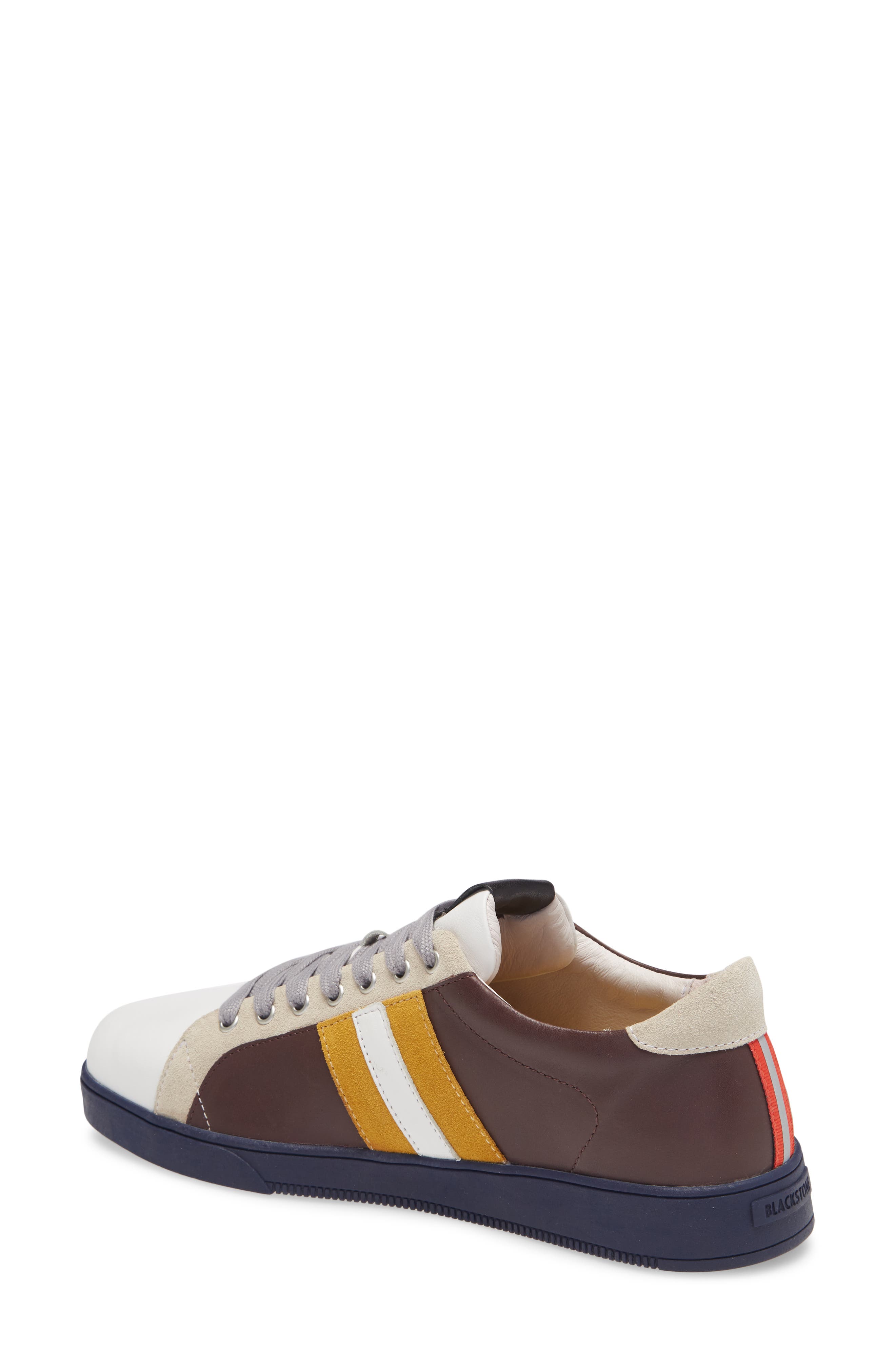 Low-Top Sneaker, Alternate, color, FUDGE