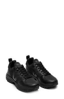 Veja Venturi II Lace Up Sneaker