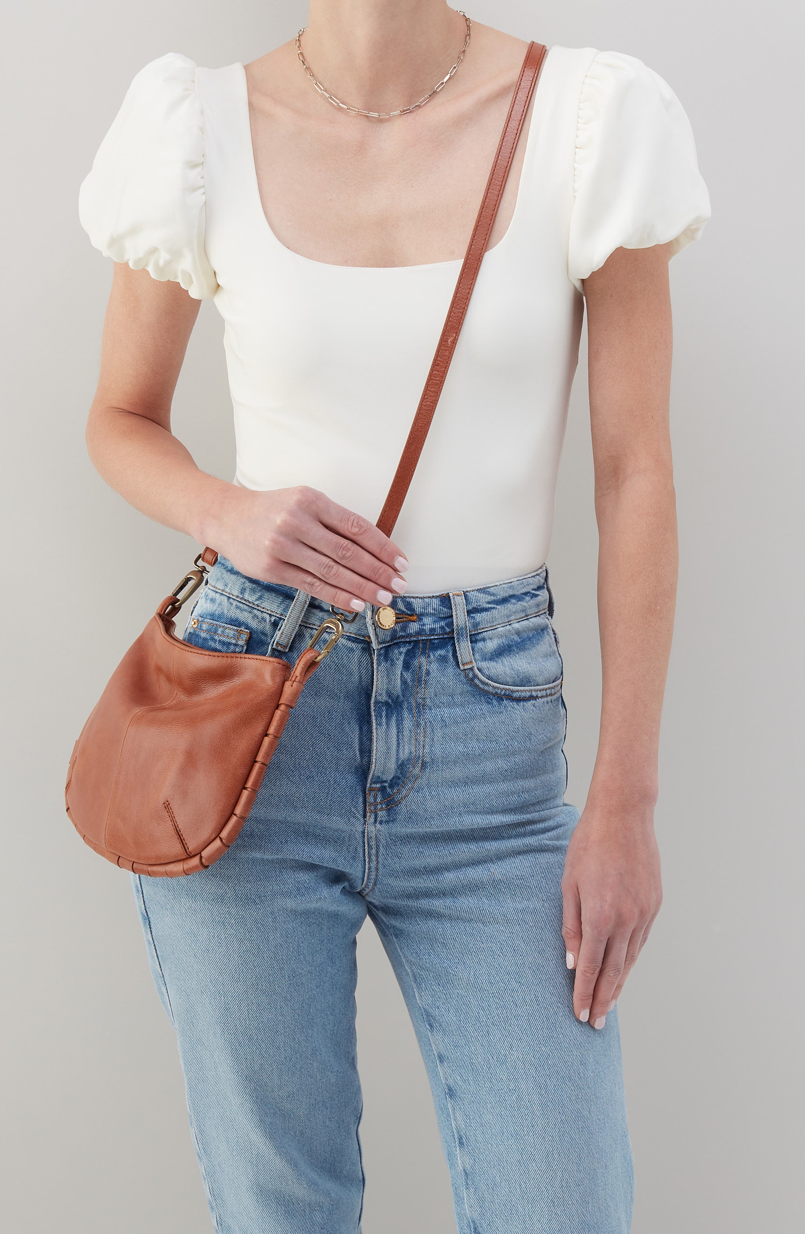 HOBO Phoebe Leather Crossbody Bag, Alternate, color, 