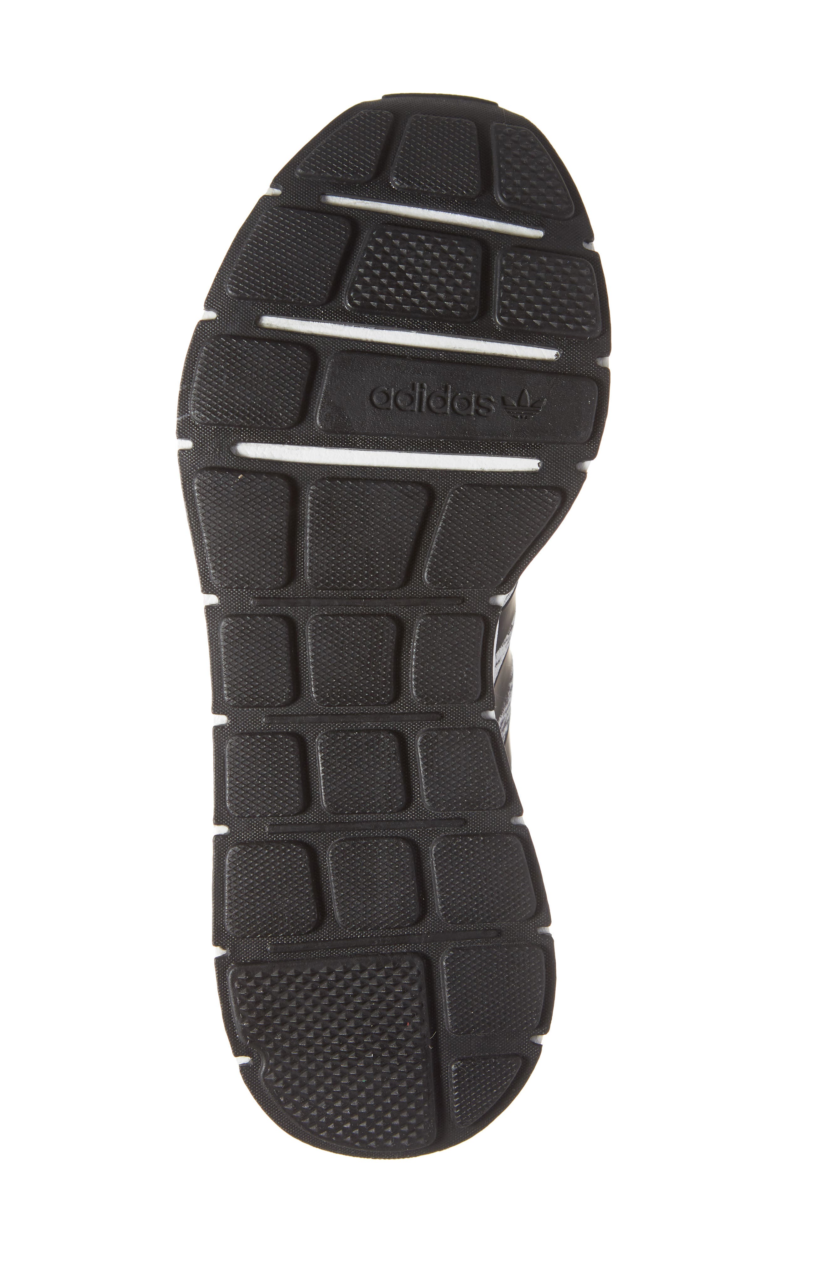 Swift Run Sneaker, Alternate, color, CLOUD WHITE/ CORE BLACK