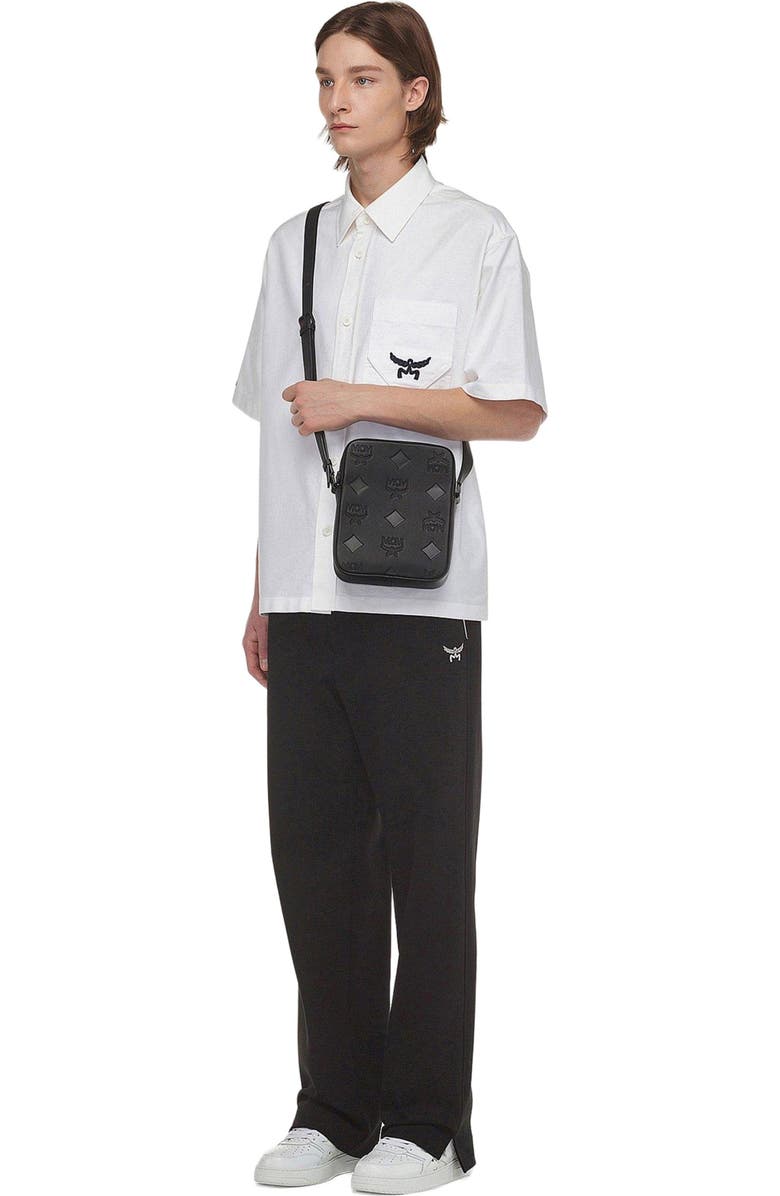 MCM Klassik Crossbody in Maxi Monogram Leather, Alternate, color,