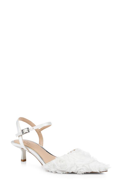 Selene Pointed Toe Pump (Women)