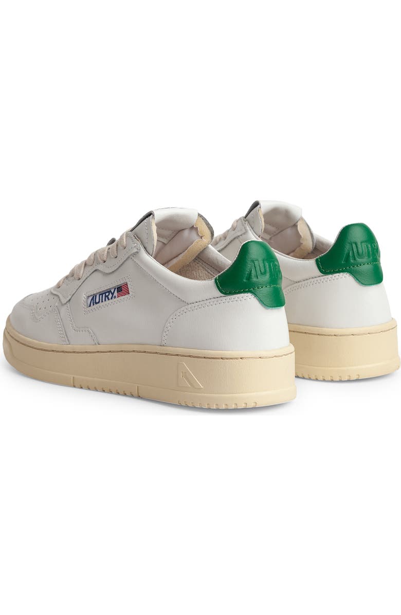 AUTRY Medalist Low Sneaker, Alternate, color, Leat/Leat Wht/Green