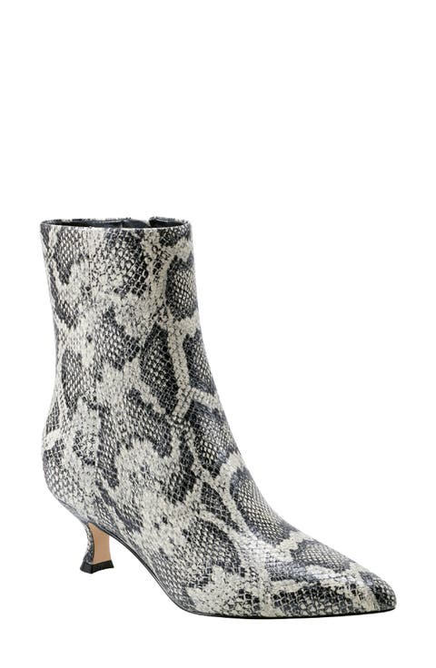 Iggy Pointed Toe Kitten Heel Bootie (Women)