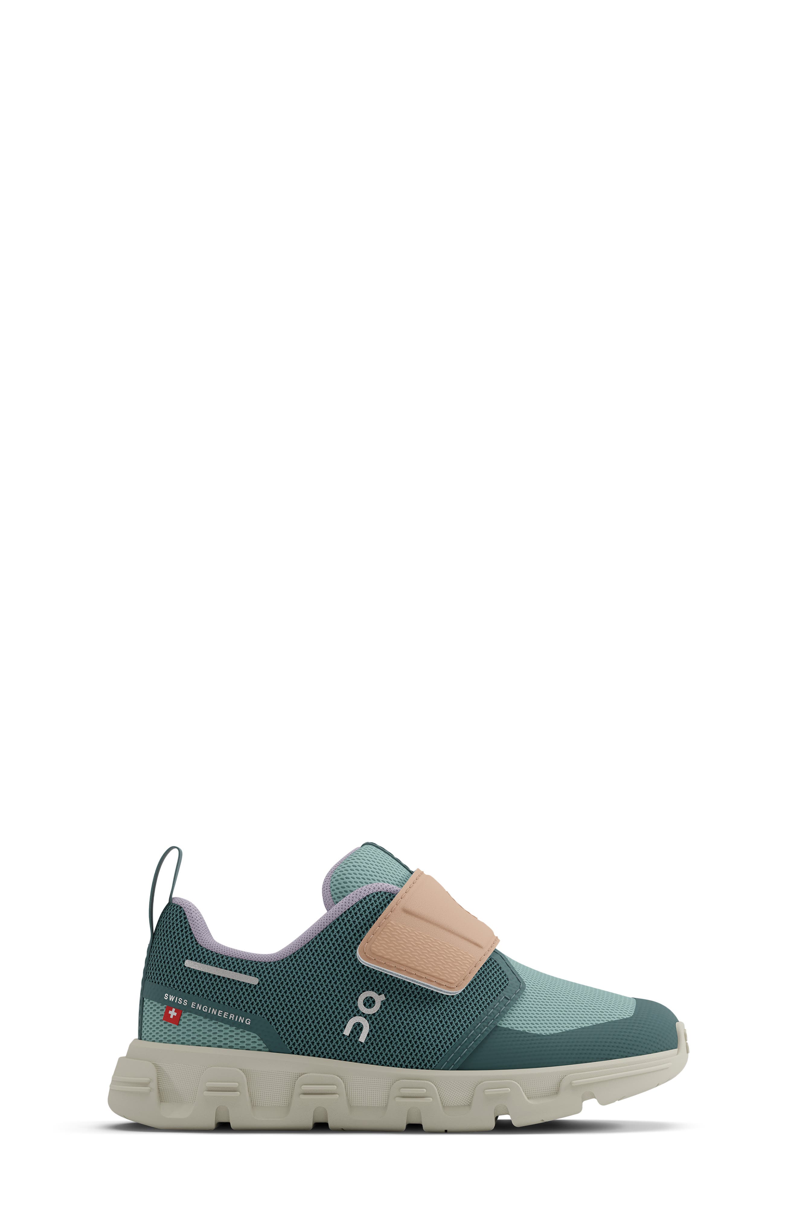 On Kids' Cloud Dash Sneaker, Alternate, color, 