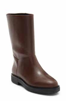 Dorinda Boot