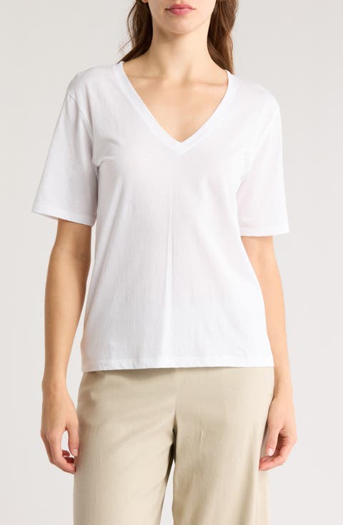 V-Neck Elbow Sleeve T-Shirt