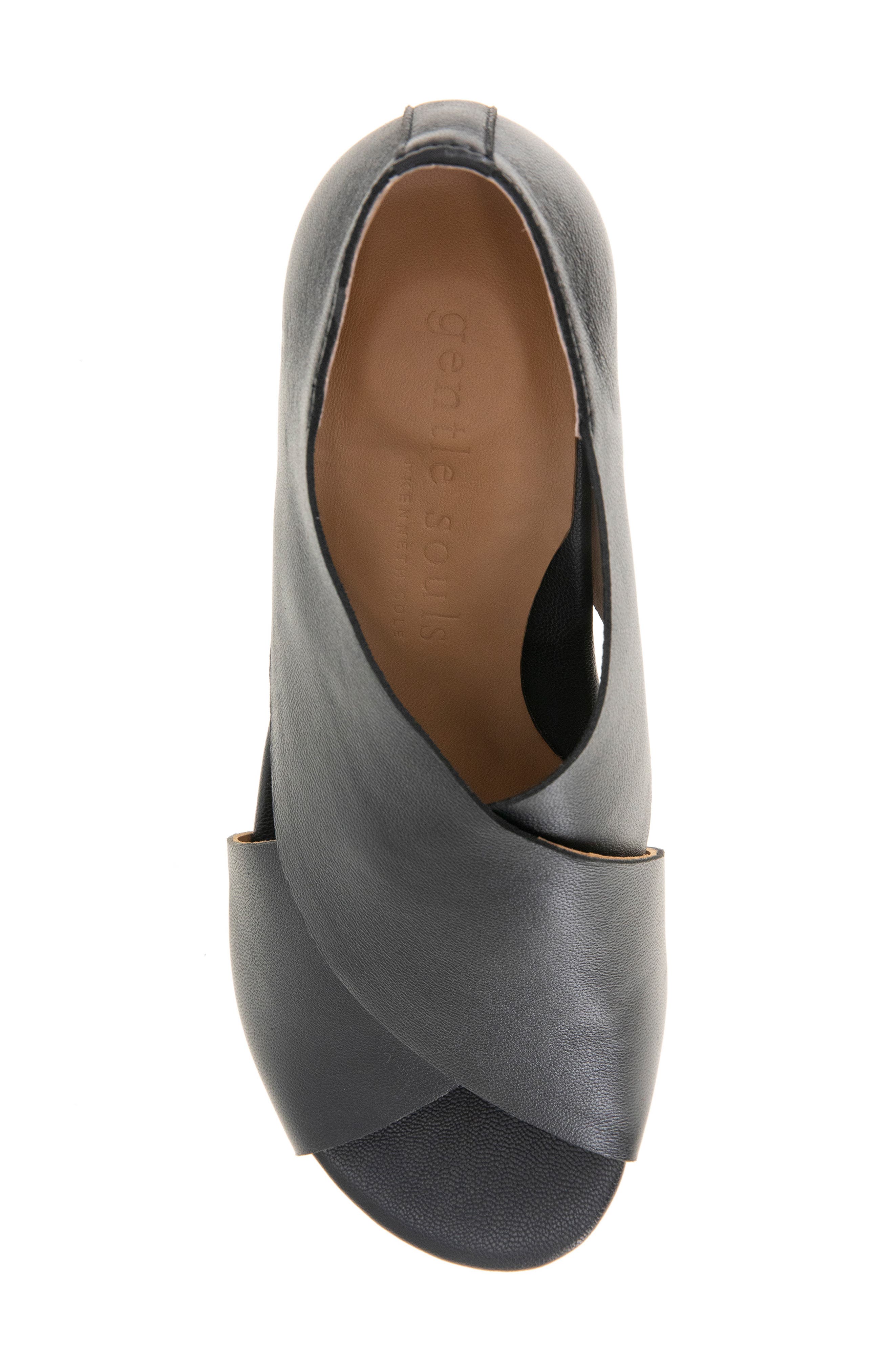 Gentle Souls Yvette Sandal, Alternate, color, 